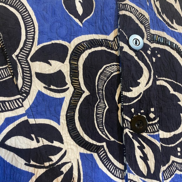 Chico’s Swing Marissa bold floral Jacket - Picture 6 of 10